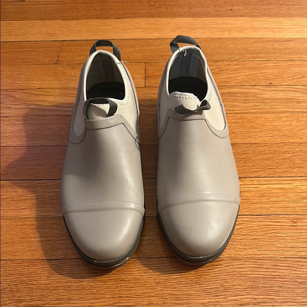 L.L. Bean Rugged Wellie Shoes in Gray